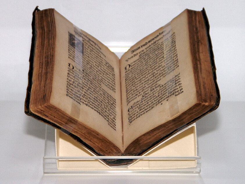 Ausgestellt ist eine Reformationsschrift von Urban Rieger.