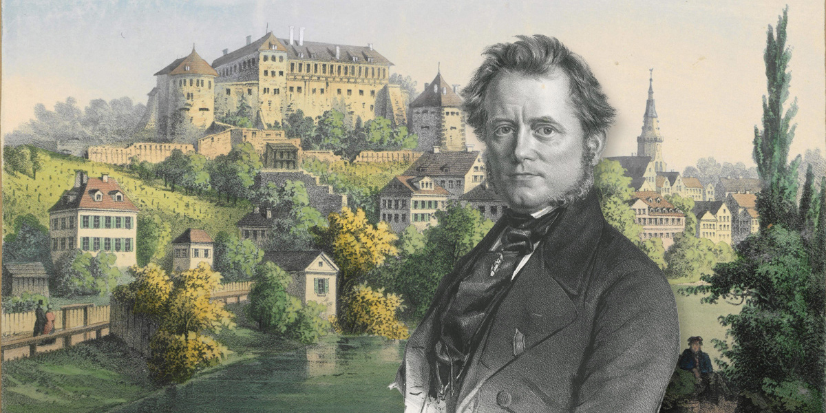 Zu sehen ist eine colorierte Graphik, die das Tübinger Schloss auf eine Anhöhe darstellt, im Vordergrund ist der Neckar zu sehen. Die Graphik wird überlagert von einem Schwarz-weiß-Portrait, das Robert von Mohl darstellt.