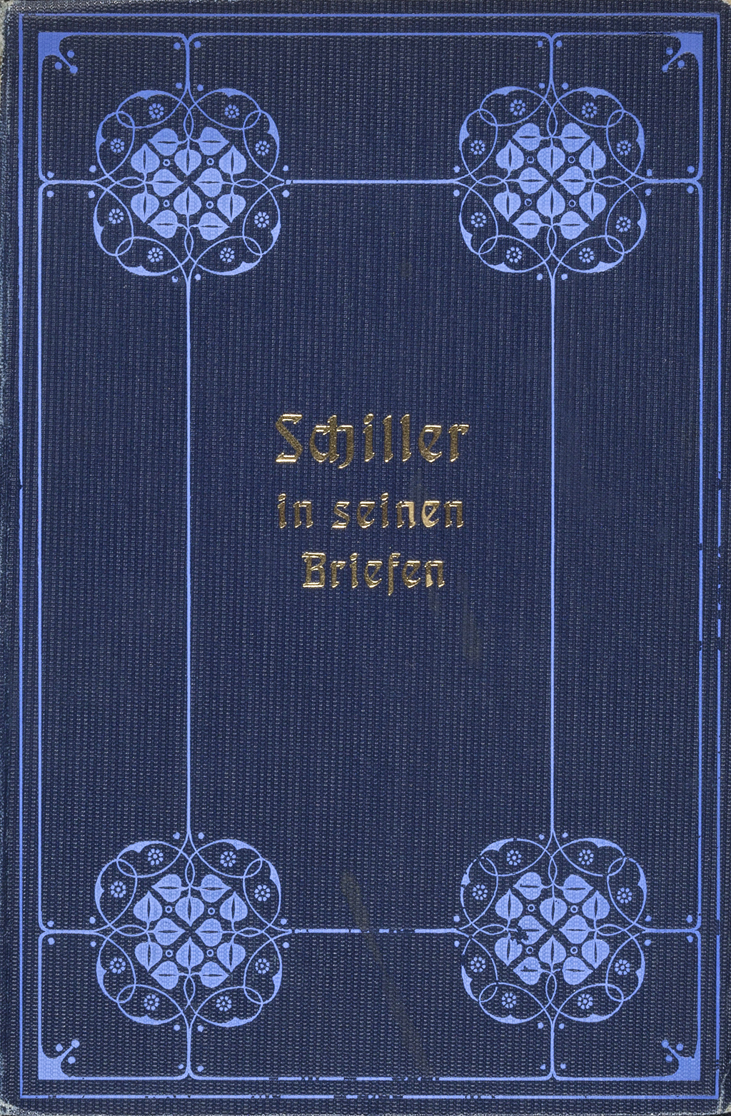 Zu sehen ist ein dunkelblauer Jugendstileinband mit inem Liniendekor und vier Rosetten in den Ecken in hellblauer Farbe. Er umschließt eine Ausgabe von zweitausend Briefen Friedrich Schillers, die Franz von Haymerle im Jahr 1909 in Halle veröffentlicht hat.I S. : Taf. 