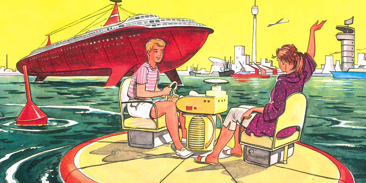 Zu sehen ist eine Illustration eines Pärchens, das auf einer Art flachen Boot über das Wasser fährt. Der Mann steuert es, die Frau hebt ihren Arm und winkt einem großen, roten Schiff im Hintergrund zu.