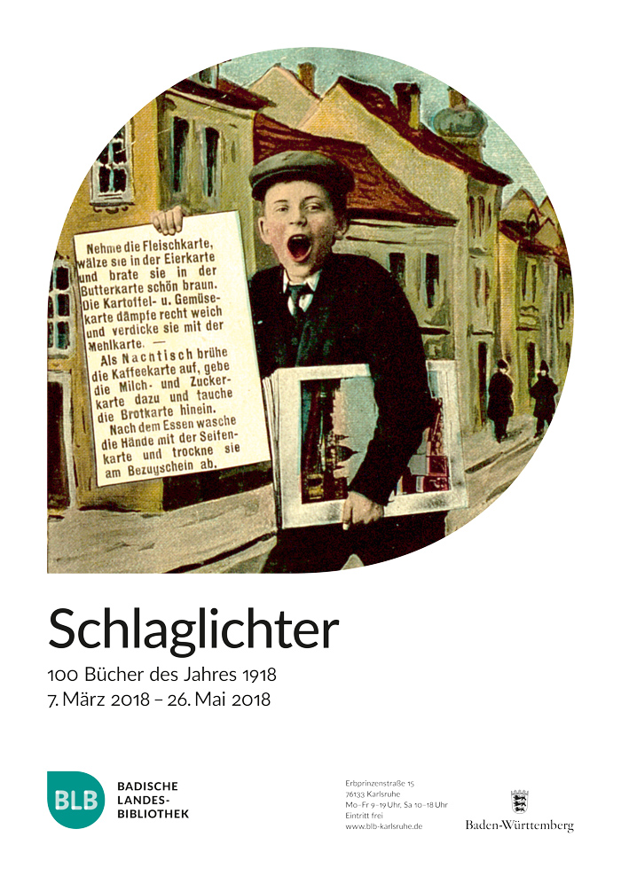 Zu sehen ist eine kolorierte Kollage aus Fotografie und Malerei. Ein Zeitungsjunge preist darauf eine lautstark Bilder und ein Textblatt an. Ergänzt wird das Motiv durch Informationen zur Laufzeit der Ausstellung. 