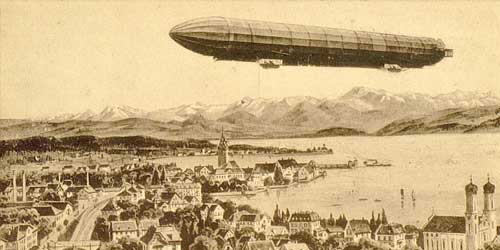 Friedrichshafen, Zeppelin über der Stadt.