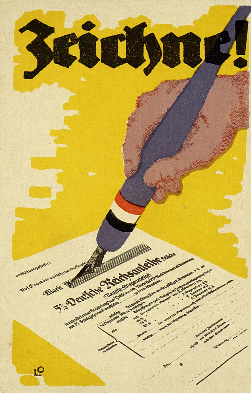 Das Motiv zeigt eine übergroße Hand mit Füllfederhalter die eine Unterschrift auf eine Reichsanleihe setzt. Zu lesen ist: "Zeichne! 5 % Deutsche Reichsanleihe". Die Karte ist ein Entwurf zur 9. Kriegsanleihe von Louis Oppenheim.   