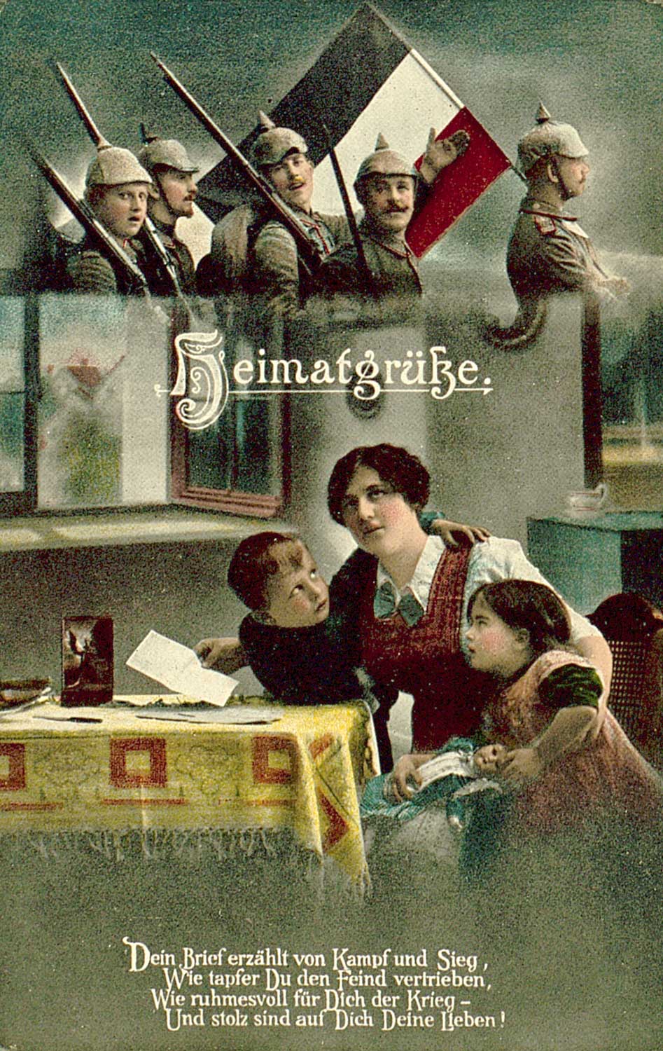© Badische Landesbibliothek Karlsruhe Kriegspostkarte mit dem Motiv einer Mutter, die ihren Kindern die Feldpost ihres Vaters vorliest. Im oberen viertel der Postkarte ist der Vater mit Kameraden im Krieg vor der Flagge in Uniformen.
