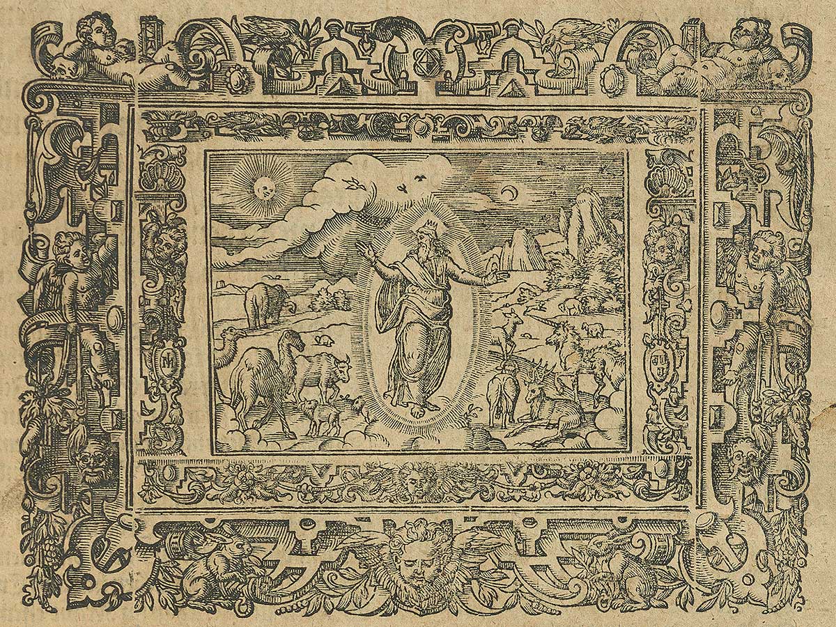 Zu sehen ist ein kunstvoller Holzschnittdruck. Abgebildet ist Gott, der in mitten seiner Schöpfungen – Tiere und Landschaft – steht.