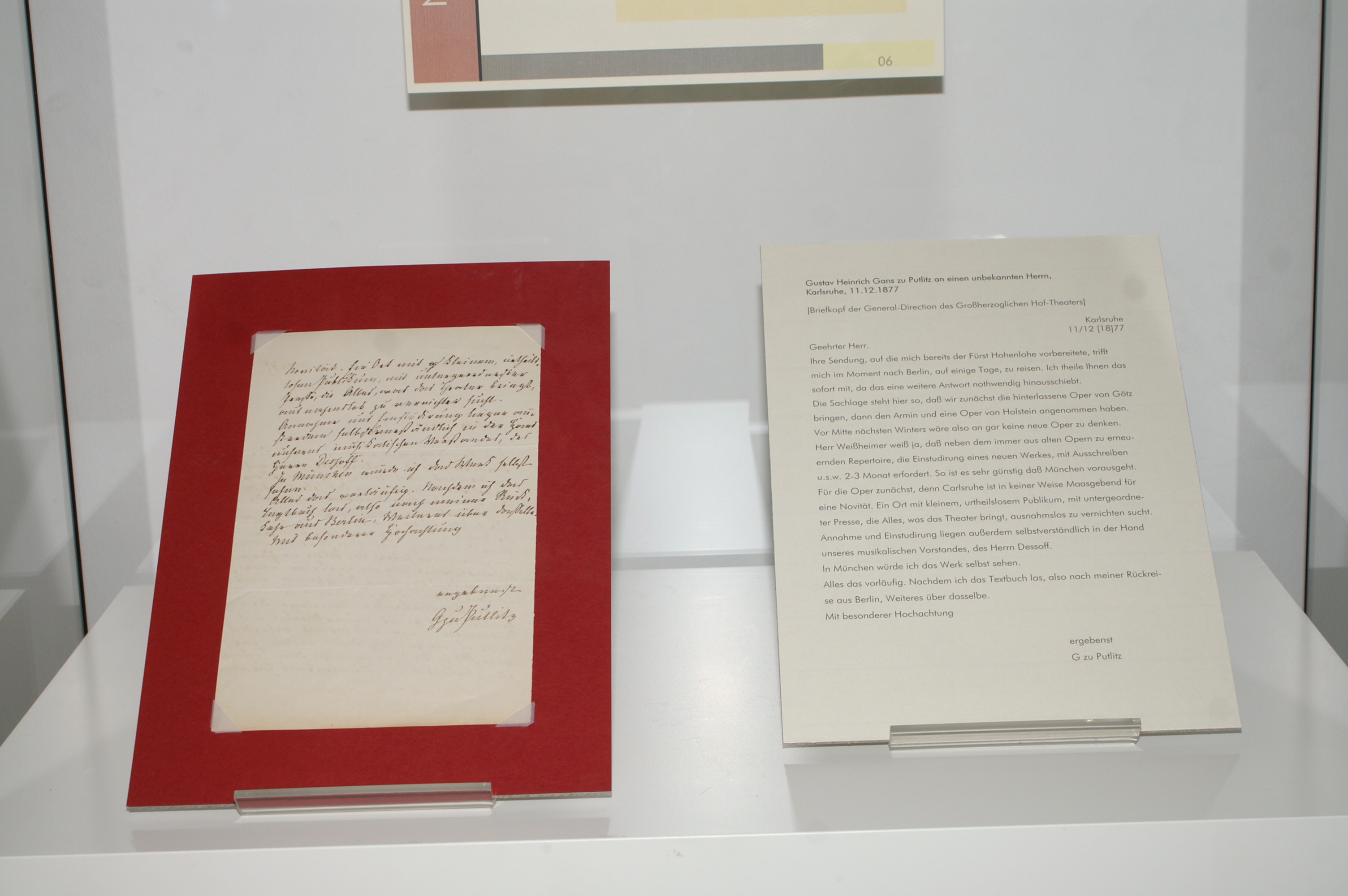 Ausgestellt ist der Brief von Gustav Heinrich Ganz zu Putlitz an einen unbekannten Herrn, daneben ein Transkript des Briefs.